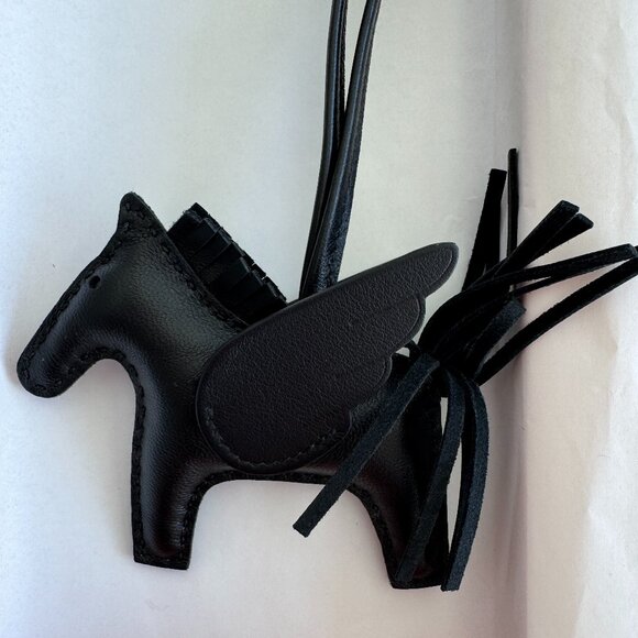 Hermes Pegasus charm so black - Picture 1 of 6